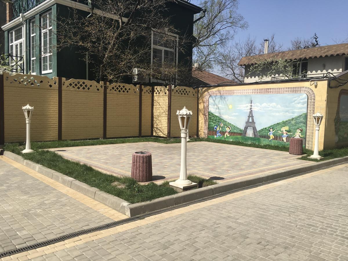 Стильная Квартира Возле Моря На Французском Бульваре Odessa Zewnętrze zdjęcie
